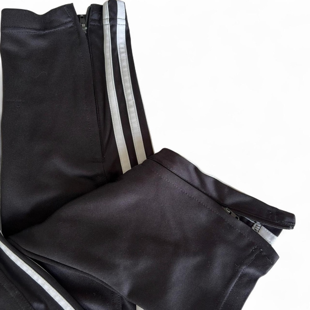 adidas kids Black & White Signature Three-Stripe Track pants medium - Picture 5 of 6